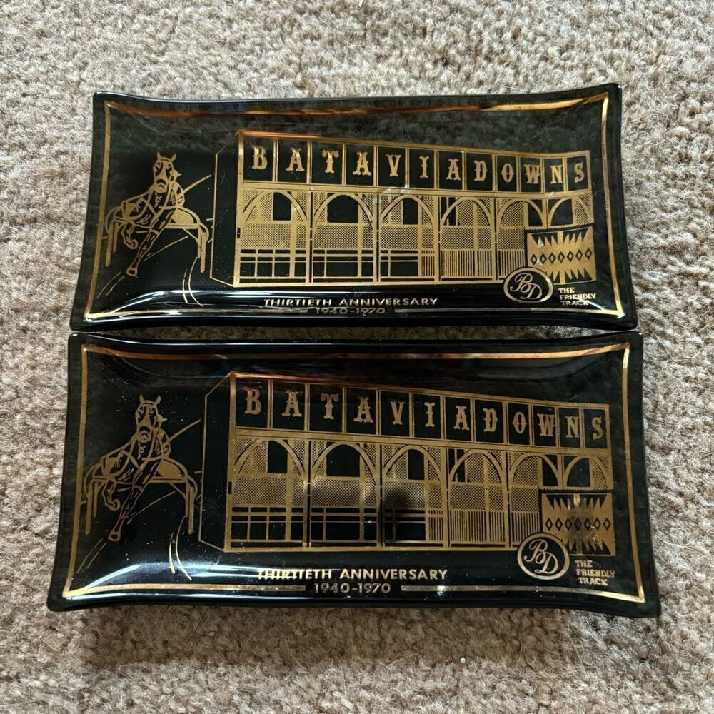 2 Batavia Downs 30th Anniversary Smoked Glass Dishes